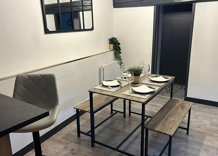 Le 23 - Bel De Caractère Au Centre Historique Appartement *